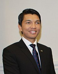 Andry Rajoelina annonce candidature
