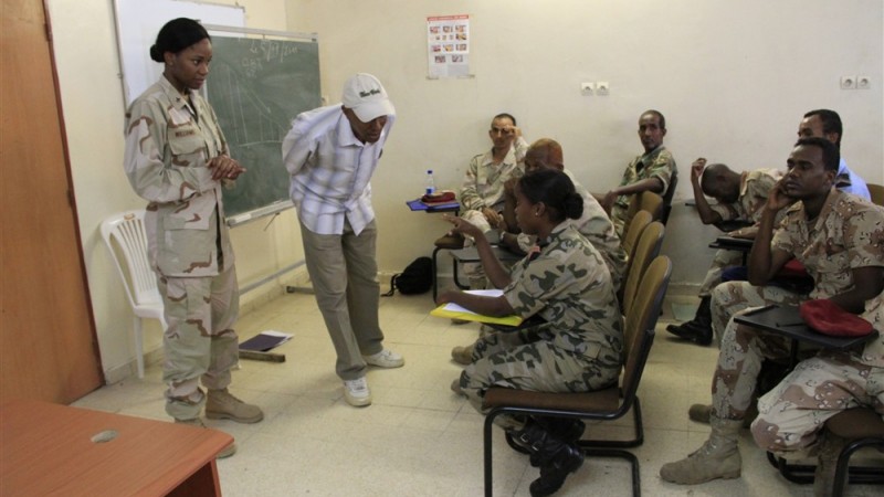 Džibutsko: Desátník Darojo Daher, zdrojem je Africacom, CC-BY-2.0